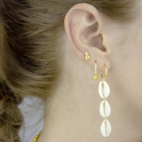 Silver Earrings with shell