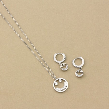 Silver necklace with cubic zirconium