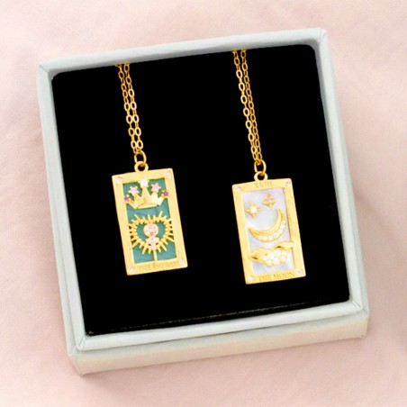 Silver necklace with cubic zirconium