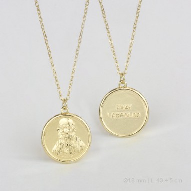 Necklaces Religious Medals and Scapulars