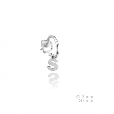 Pendientes Inicial Lisa "S"